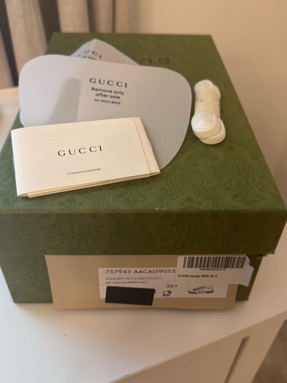 Gucci ‘ACE’ Sneakers - Picture 4 of 5